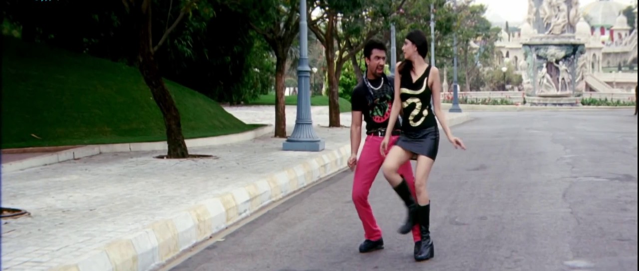 The World Of Fashion (2013) AMZN.WEB-DL Hindi 1080p AVC AAC 2.0 MSub B4uHD.mkv.0001